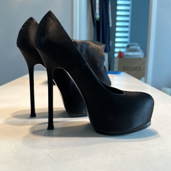 YSL Black Satin platform heels - Picture 6 of 8
